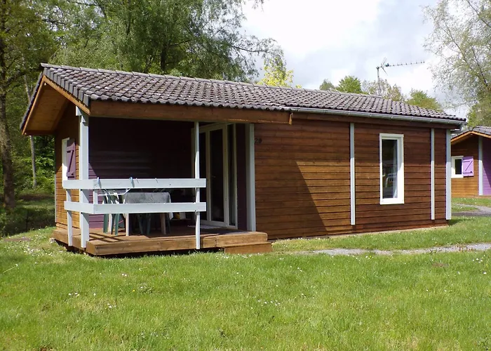 Chalet En Bordure De Foret