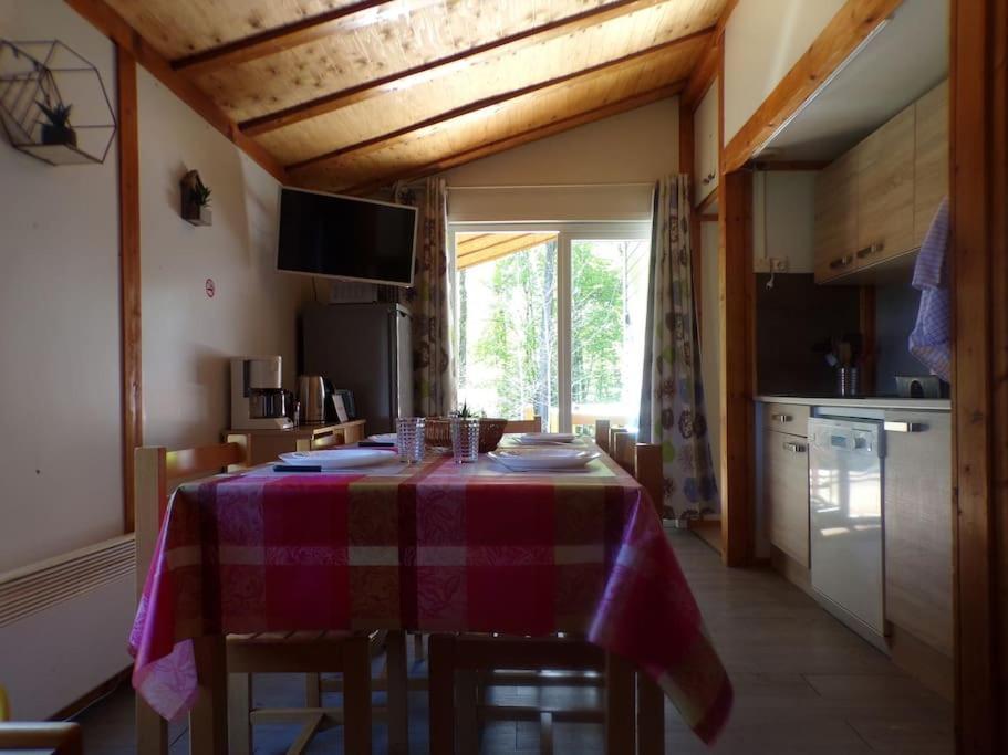 Chalet En Bordure De Foret Signy-le-Petit